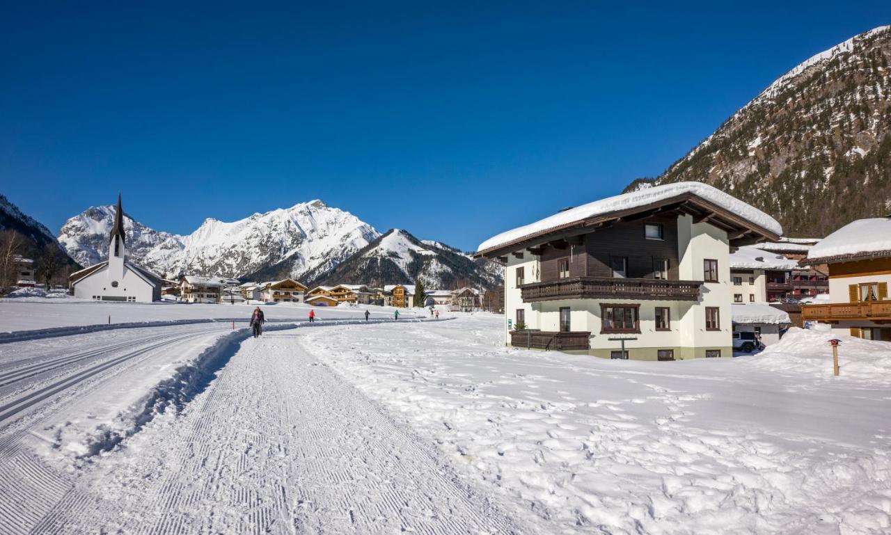 ペルティサウHaus Bauerアパートメント エクステリア 写真